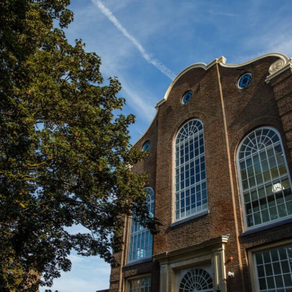 Uilenburgersjoel buitenkant